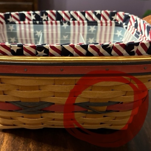 Longaberger 2000 All American Sparkler Basket, liner, and protector - Picture 4 of 13